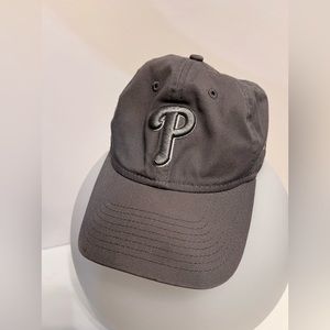 ⭐️PHILLIES HAT⭐️